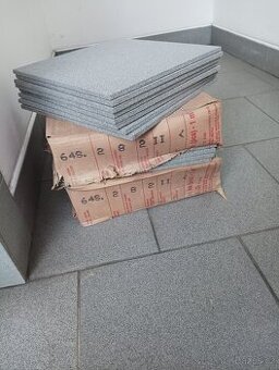 Keramické dlaždice