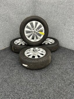 Originální alu Škoda 5x112 r16 + letní 215/60r16
