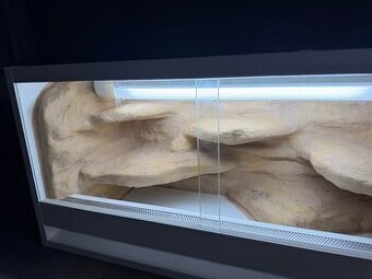 terárium 80x40x40 s 3D stěnou