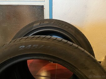 2 ks letní Pirelli P ZERO 245/45 R18
