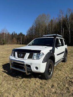 Nissan Pathfinder 2.5DCI, 4x4