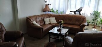 Prodám koženou rohovou sedačku