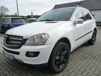 Mercedes Benz ML 320 CDi 185kw koupeno v čr servisní knížka