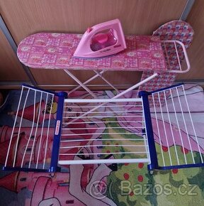 Set hraček - sušák na prádlo, žehlička, žehlící prkno - 1