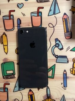 iPhone 8, Vesmírně šedá, 64GB + 2 obaly - 1