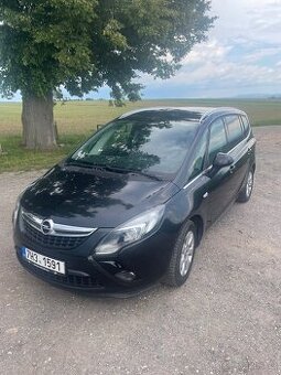 Opel Zafira Tourer