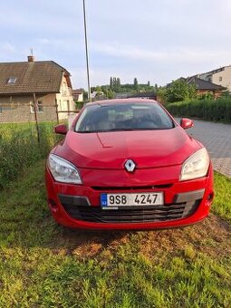 Prodám Renault Megane rok výroby 2010 najeto 162 tis km