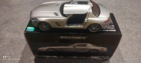 Mercedes Benz SLS amg 1:18 minichampsp