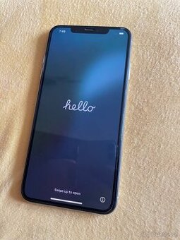 iPhone XS Max 64GB -býlí