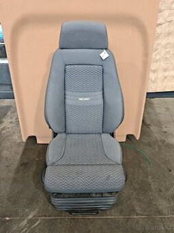 Recaro Ergomed - elektrické nastavení, spolujezdec