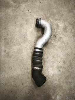 Hadice plnícího vzduchu BMW E60 E61 - 1