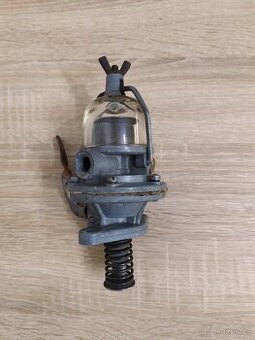 Benzínové čerpadlo - AC pumpa Tatra 603
