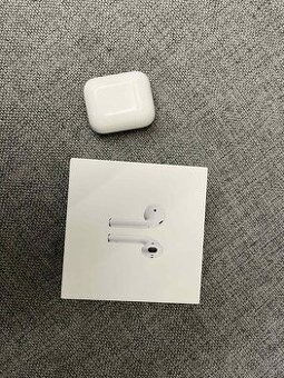 Apple AirPods 2