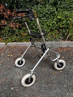 Chodítko pro seniory