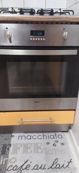 Horkovzdušná trouba a plynový sporák