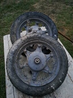 kola Čz 175/501, 502 skutr “prase”