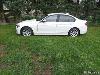 Prodám náhradní díly z F30 320d 2016, AlpinWeiss A300