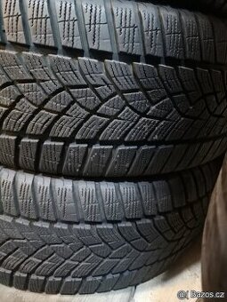 215/50 r18 215/50/18