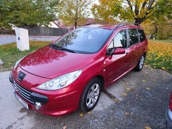 Peugeot 307 1,6 benzín 92500km - 1