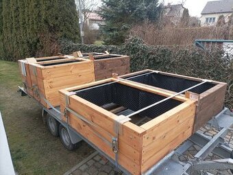 Vyvýšený záhon, květináč, truhlík