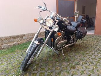 SUZUKI Intruder VS800