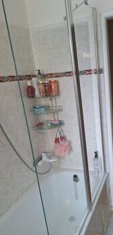 Vanová zástěna Ravak, sprchový set zdarma