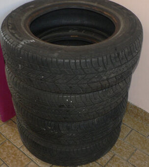 4 ks letní pneu 175/65 R14 82T RADIAL
