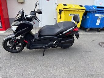 Skútr Yamaha X Max 125 cm