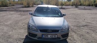 Ford Focus II GHIA ,1,6 benzín,85kw  2005