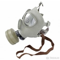 Civilní plynová maska CM4 a  filtry pro M10