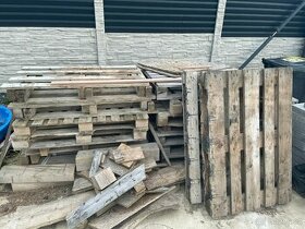 Dřevěné palety