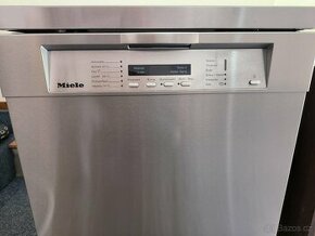 Myčka nádobí Miele G1252 SC