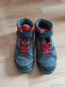 Dětské trekove boty vel 34