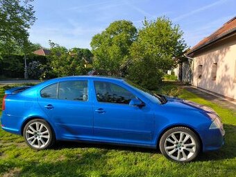 Škoda Octavia RS 2.0 TFSI 147 kW – Modrá metalíza