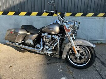 Harley Davidson ROADKING - 435.000 Kč