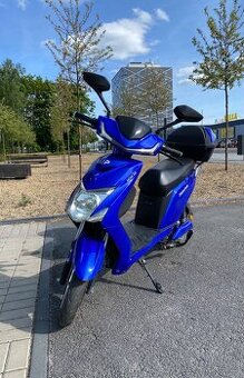 Elektroskutr bez ŘP Elektropower Nova M3