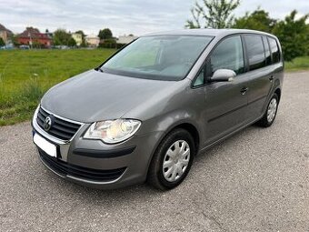 VW Touran 1.9TDI 66kW 2008 - 7 MÍST - 1