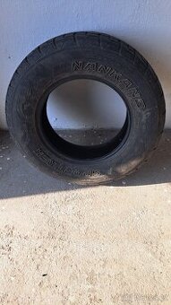 235/70R16