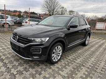 VW T Roc 1.5 Tsi 110kw manual,1 maj servis vw Top stav - 1