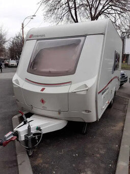 Karavan Sterckeman 420 úzký 2,06 m snadno ovladatelný