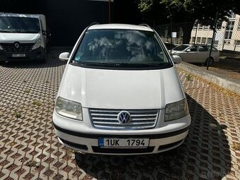 Volkswagen Sharan 1.9TDi 85kw 7mist ( tažné zařízení )