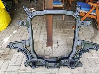 Opel Corsa C - rám po motor