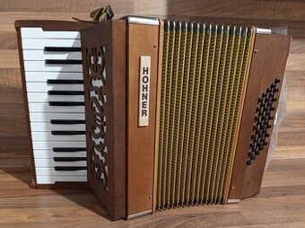 Dřevěný akordeon (harmonika, heligonka) Hohner