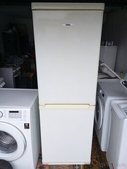 🧊 Chladnička ZANUSSI – 300 l, mrazák dole, plně funkční