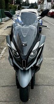 Skútr kymco downtown 125