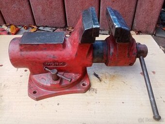 Svěrák York 125 a 125L