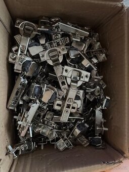 Panty Nábytkový závěs CLIP top 71B3550 naložený s tlumením