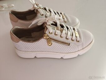 Kožené tenisky Rieker