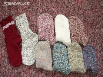 Dámské ručně pletené ponožky