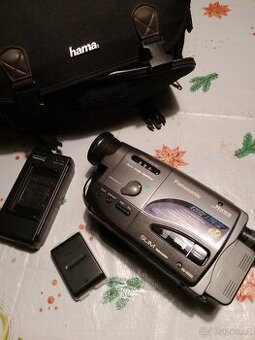 Kamera Panasonic VHS-C